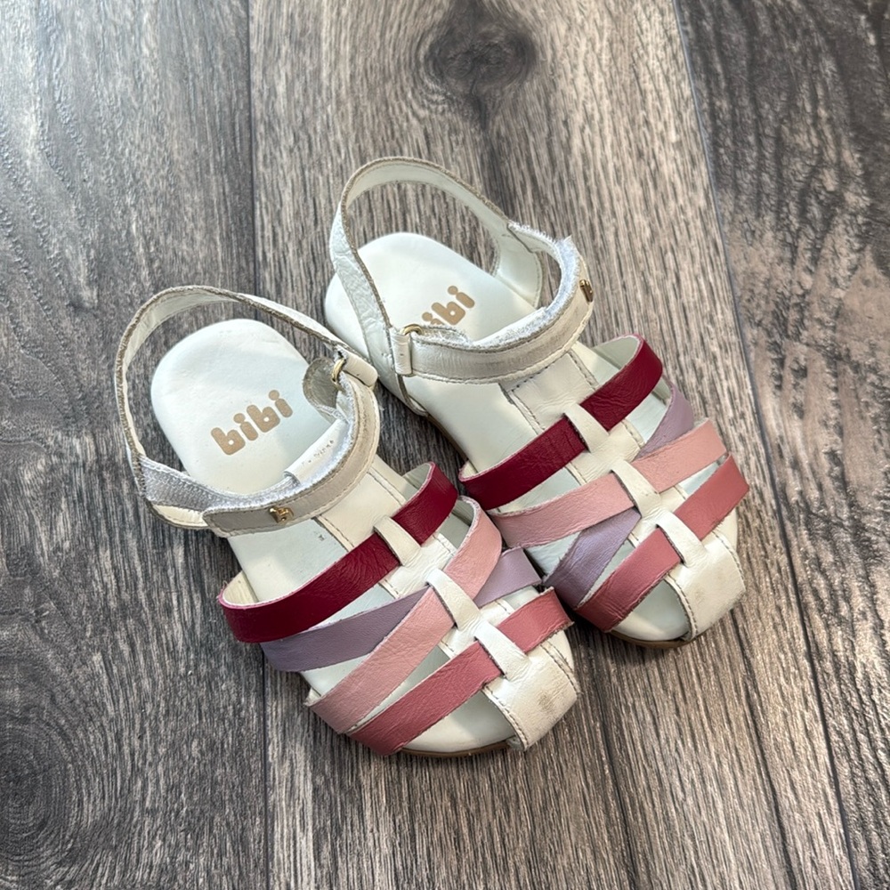 Bibi sandals girl sandals size 8 white pink gently used lightweight